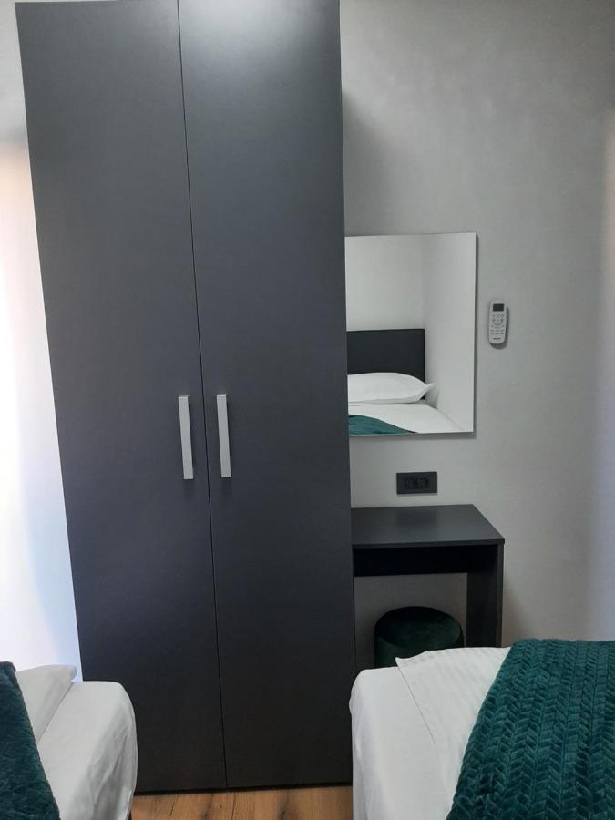 Apartman Mate Lopar Eksteriør billede